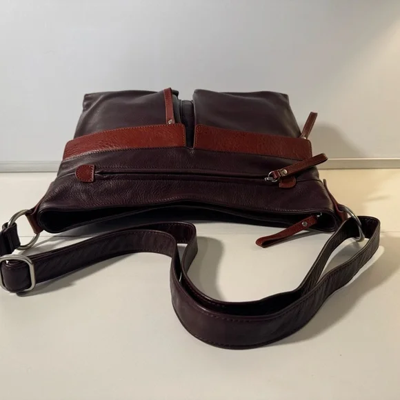 Osgoode Marley 7103 Soft Raisin Cashmere Leather Crossbody Handbag - Picture 5 of 11